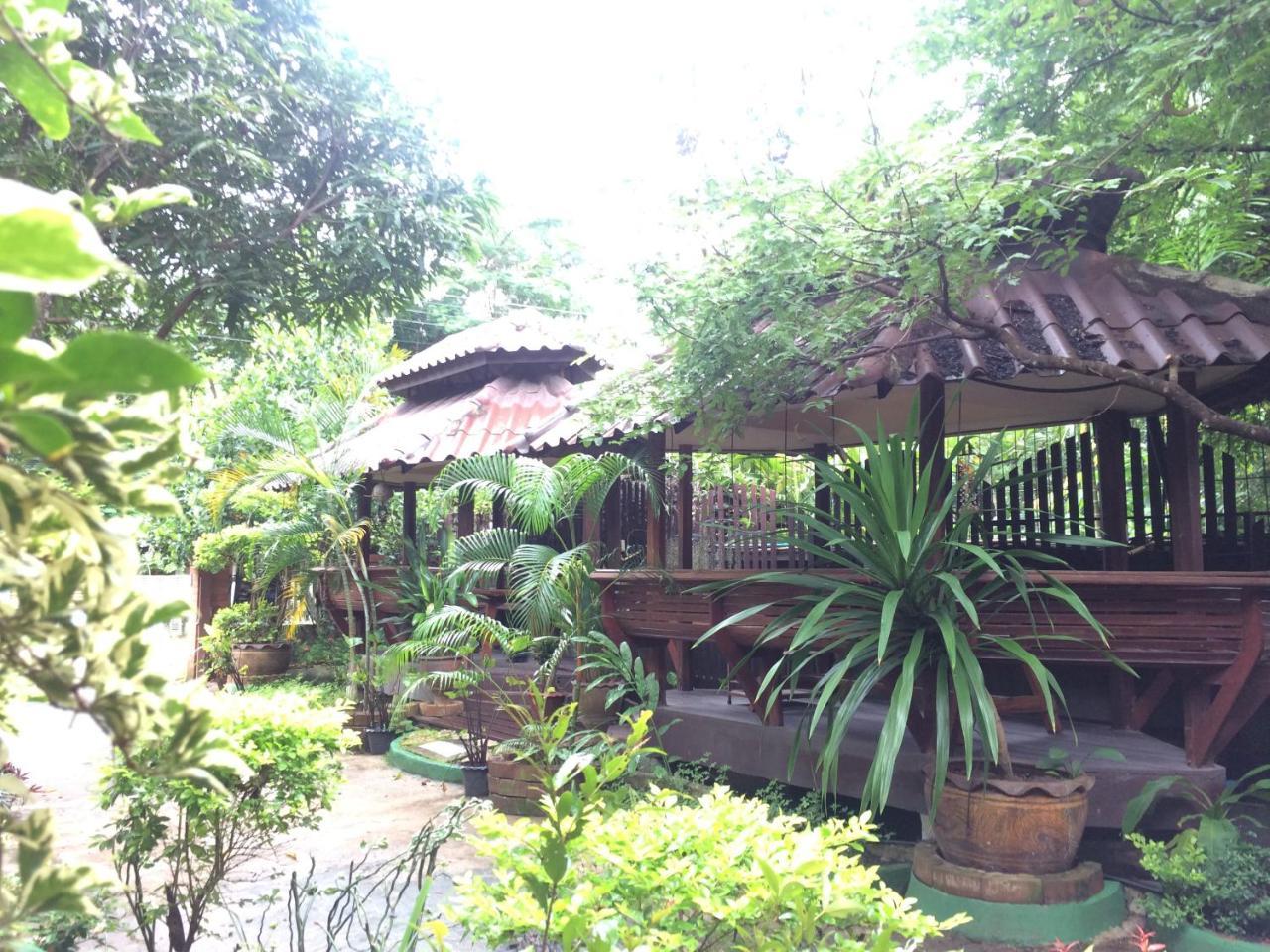 Apartamento The Local Mae Hong Son Exterior foto